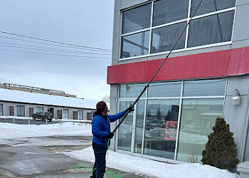 Blainville window cleaner Vitre et propre