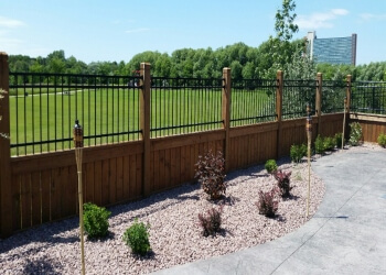Garage Doors Winnipeg >> 3 Best Fencing Contractors in Winnipeg, MB - Expert Recommendations Garage Doors Winnipeg >> 3 Best Fencing Contractors in Winnipeg, MB - Expert Recommendations
