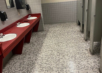 WClean Cleaning Services - Ottawa, ON Services De Nettoyage Commercial - Janitorial Service Image