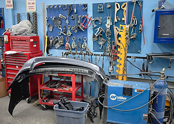 Markham auto body shop WEINS Collision Repair Centre