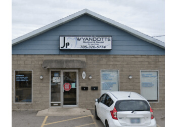 Orillia children dentist WYANDOTTE MEDICAL AND DENTAL image 1