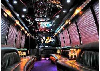 Waterloo Limousine Service - Waterloo, ON Limo Service - Facility Image