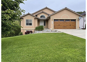 Kelowna lawn care service Weed Man Kelowna