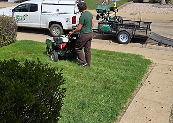 Weed Patrol Lawn Care Edmonton - Edmonton, AB Lawn Care Services - Service Image