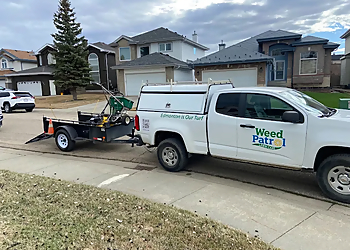 Weed Patrol Lawn Care Edmonton Weed Patrol Lawn Care Edmonton - Edmonton, AB Lawn Care Services - Truck Image