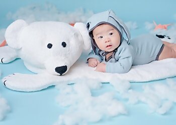 Richmond babies and family photographer Wendy J Photography