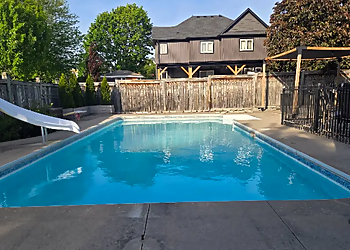 West Cove Pools West Cove Pools - Oshawa, ON Service De Piscine - Service Highlights