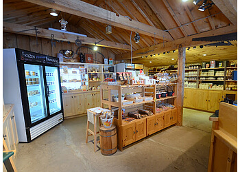 St Catharines Repères White Meadows Farms