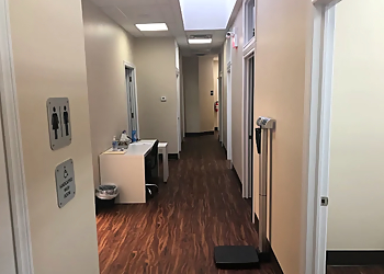 Wiltshire Pharmacy Remedys Rx - Sarnia, ON Cliniques sans rendez-vous - Clinic Interior Image