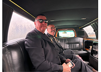 Niagara Falls limo service Wine&Dine Limousines