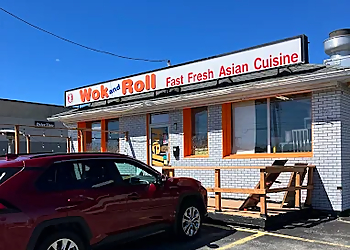 Sudbury chinese restaurant Wok and Roll