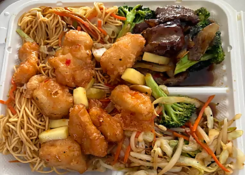 Sudbury Restaurants Chinois Wok and Roll