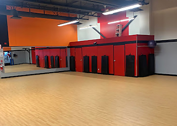 Laval Gymnases World Gym Laval