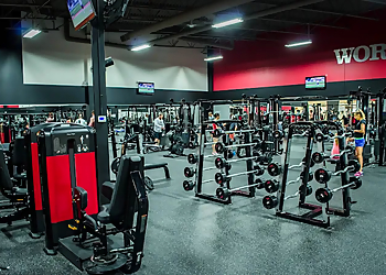 World Gym Trois-Rivières - Trois Rivieres, QC Gyms - Interior Image