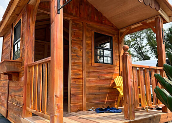 Calgary painter Wow 1 Day Painting Calgary