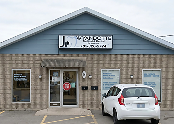 Wyandotte Medical and Dental Wyandotte Medical and Dental - Orillia, ON Children Dentists - Clinic Exterior Image