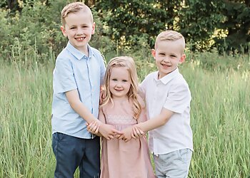 Guelph babies and family photographer Yellow Brick Road Photography