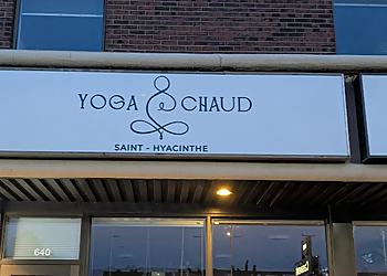 Saint Hyacinthe yoga studio Yoga Chaud Saint-Hyacinthe