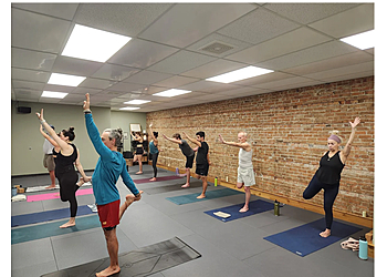 Medicine Hat Cours de yoga YogaRevolution in Medicine Hat