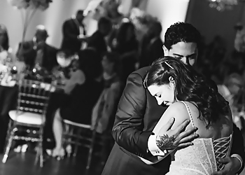 de Belle Photography de Belle Photography - Montreal, QC Wedding Photographers - Service Image