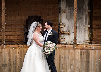 Delta wedding photographer eran jayne photography