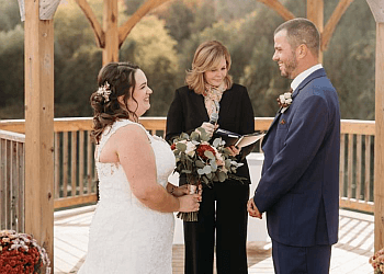 Oshawa Célébrants De Mariage I MARRY U-Rev. Maureen McLellan