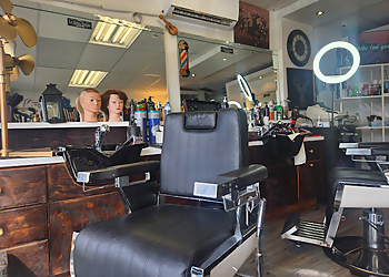 Repentigny Barbiers le maitre barbier