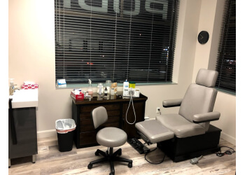 Saint Jerome podiatrist Dr.Émilie Gagnier - CLINIQUE PODIATRIQUE DES MONTS