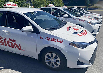 Laval driving school École de conduite Vision Plus