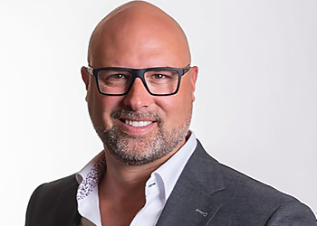 Équipe Levasseur & CIE - VIA CAPITALE PARTENAIRES Équipe Levasseur & CIE - Mirabel, QC Real Estate Agents - Professional Agent Image