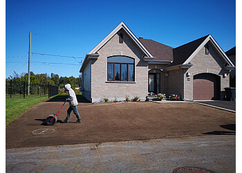 Blainville lawn care service Éverest Pro